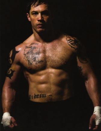Tom Hardy body muscles in Warrior