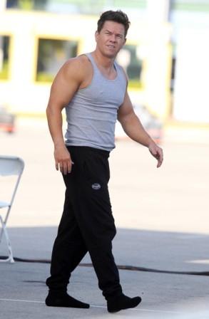 mark wahlberg muscles