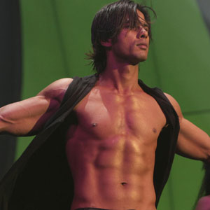Shahid Kapoor's eight pack abs